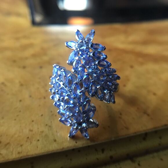Natural Tanzanite Sterling Silver Bypass Ring Size 7 - Picture 1 of 10
